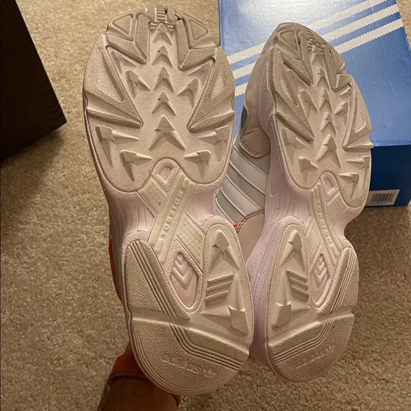 Adidas YUNG-96 - Picture 8 of 8